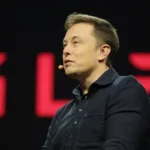 Elon Musk perde 200 miliardi