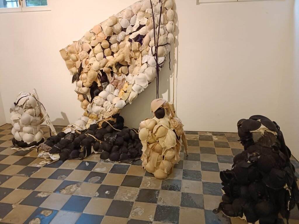 Arte Zimbabwese contemporanea
credits by me