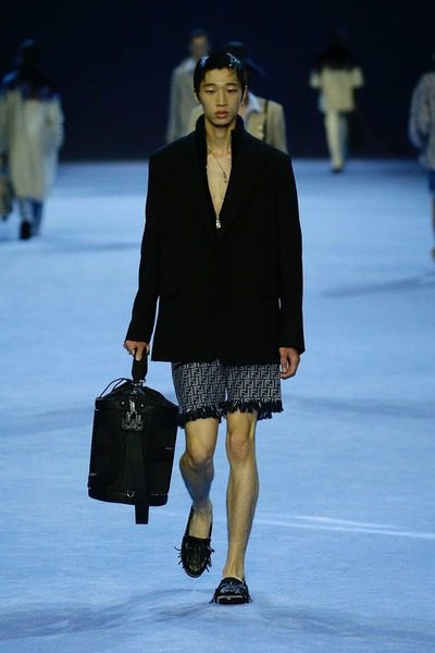 moda uomo primavera estate 2023 fendi