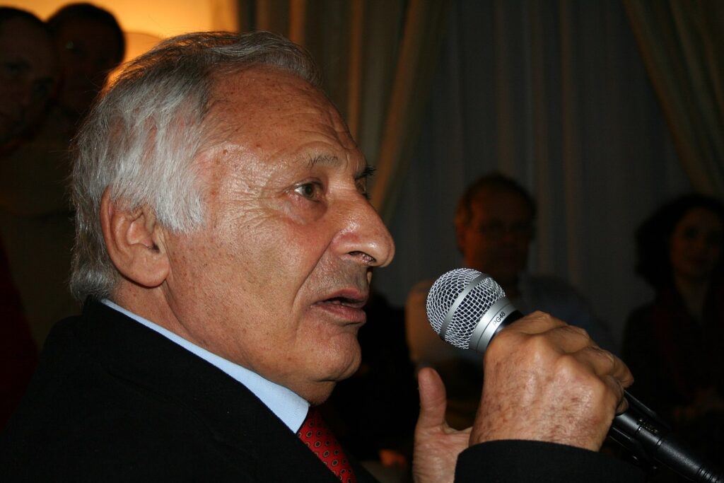 Meta e Siae, salta l'accordo. Mogol,  Presidente Onorario Siae. Photocredit, Menachem Lazar - da Wikipedia.com