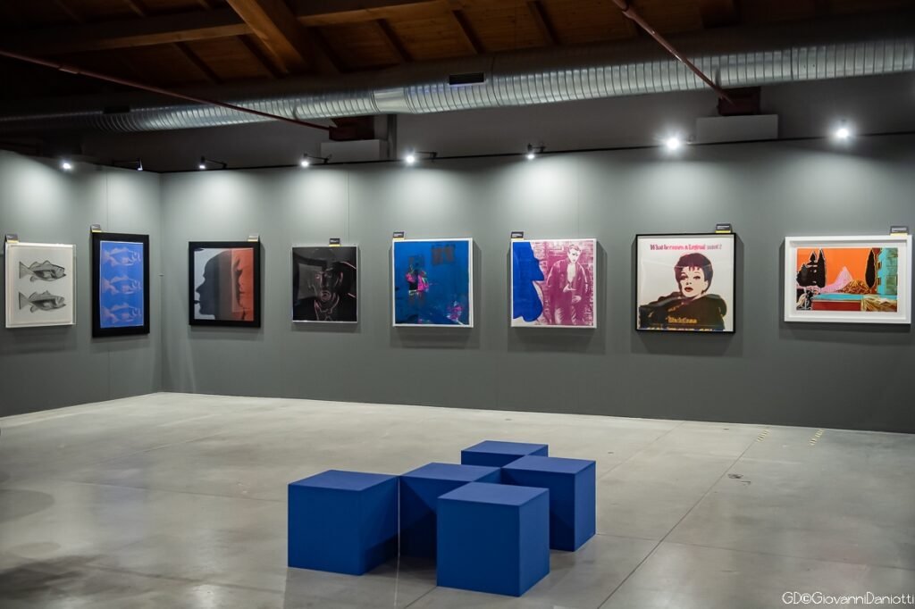 Uff. St. Mostra ANDY WARHOL La pubblicità della forma
