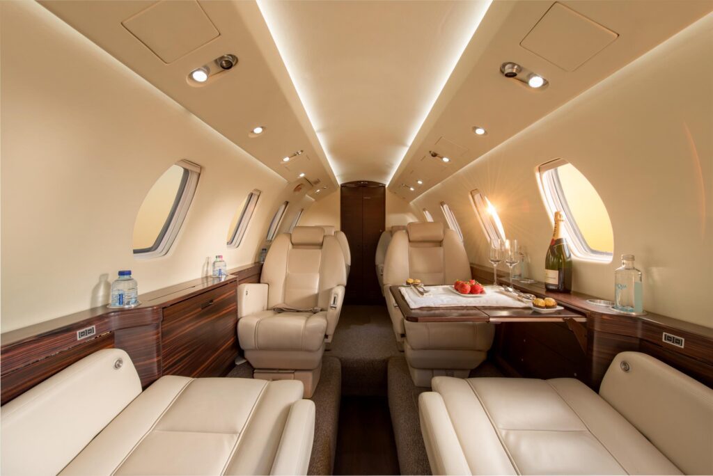 Abbandonare l'uso del jet privato per motivi ambientali? Succede in America...