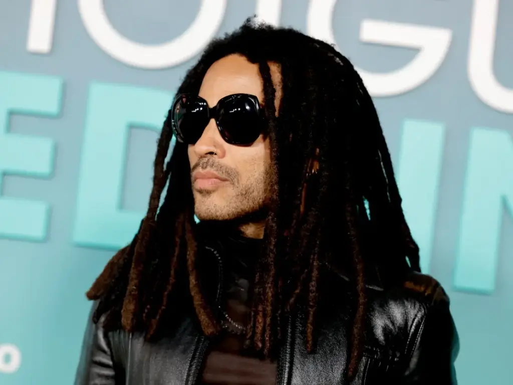 Ecco le 5 tendenze della moda maschile P/E 2023 influenzate dalle celebrità di Hollywood