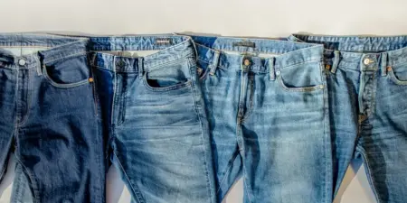 Guida completa ai jeans da uomo: stili, marche e tendenze Guida completa ai jeans da uomo: stili, marche e tendenze