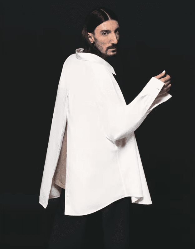 Il Curatore Visionario: Julian Daynov.