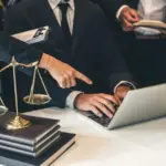 Il Ruolo del Diritto nella Vita dell'Uomo Moderno