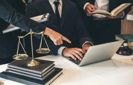 Il Ruolo del Diritto nella Vita dell'Uomo Moderno