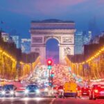 Gentili lettrici, cari lettori, il Natale 2024 è alle porte e Parigi, la città dell’amore, si prepara ad accogliere i visitatori con un’ampia gamma di eventi e attività