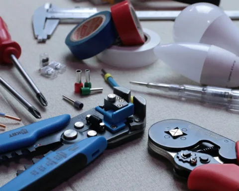 Utensili Dinamometrici: precisione e sicurezza nelle chiavi e nei cacciaviti