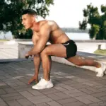 La Rivoluzione dei Glutei Maschili: Benvenuti nell'Era del Potenziamento