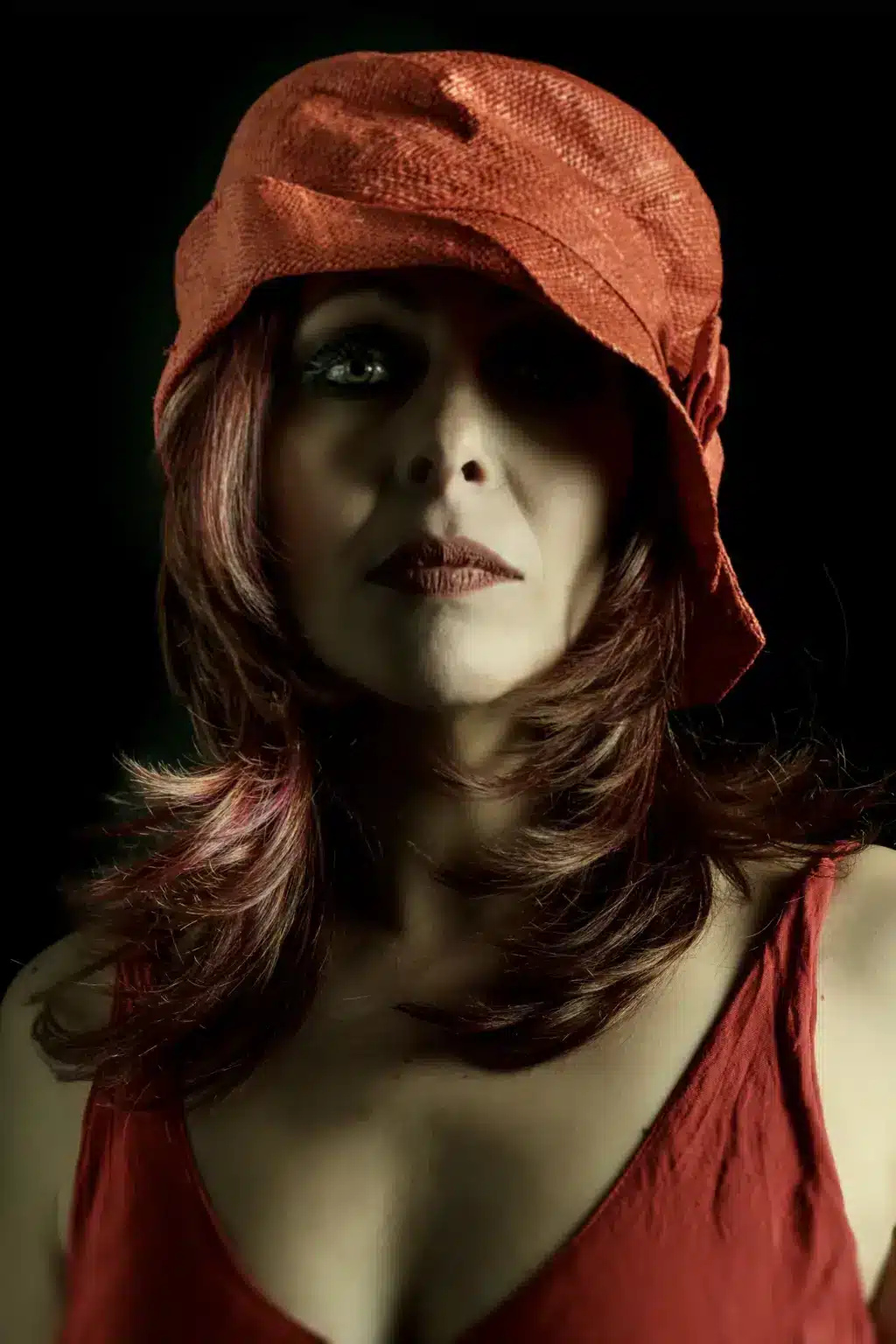 È uscito il brano della cantautrice Manuela Salvi, in arte Manutsa, per dire NO alla violenza sulle donne