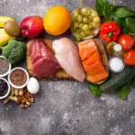 Come scegliere la dieta giusta per tornare in forma dopo le feste: i pro e i contro delle diete più famose