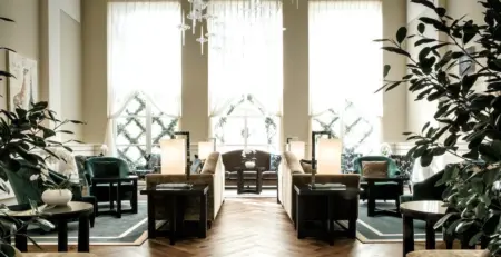 Space Hotels: 50 anni di Eccellenza nel Mondo dell’Ospitalità. Space Hotels: 50 anni di Eccellenza nel Mondo dell'Ospitalità