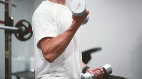 Come riprendere l’attività fisica dopo la pausa natalizia: i consigli di MoltoUomo.it