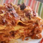 La storia e le varianti della lasagna, il piatto di Carnevale che conquista tutti