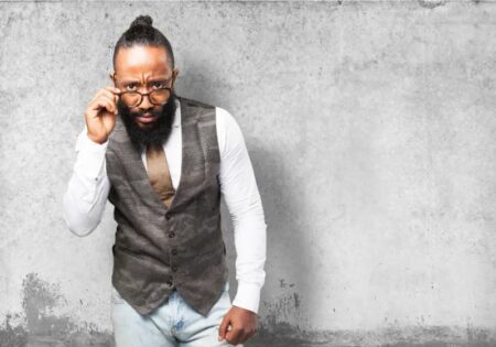 Lo stile neo grunge impazza per la primavera – estate 2024: i dettagli imperdibili per un look perfetto.