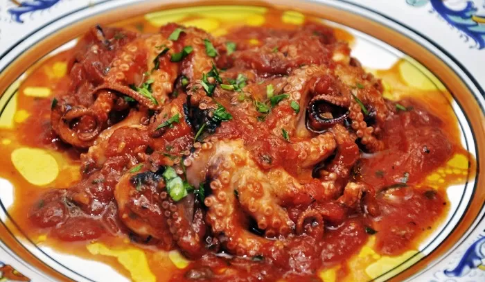 Polpi in purgatorio, una tradizione medievale di Termoli. Polpi in purgatorio, una tradizione medievale di Termoli