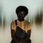 Arriva direttamente dal mondo del lavoro lo stile workwear, lo stile che attinge appunto a piene mani dal contesto occupazionale, dove mestieri quali quelli di operai o pescatori diventano una “base” ad-hoc per dare vita ad abiti che si fanno portavoce di importanti messaggi