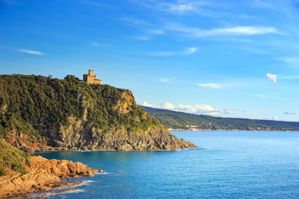 Il prossimo weekend del 6 aprile celebreremo la Giornata Internazionale dello Sport per lo Sviluppo e la Pace; se siete amanti dello sport e del benessere perché non passare qualche ora nella splendida cornice della Costa degli Etruschi 