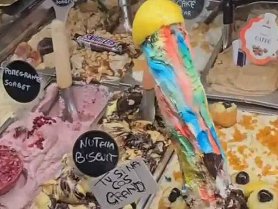 Installazione di Gaetano Pesce