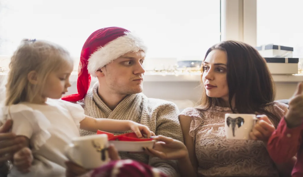 Genitori separati: alcuni consigli per la gestione dei figli nelle festività natalizie. Genitori separati: alcuni consigli per la gestione dei figli nelle festività natalizie