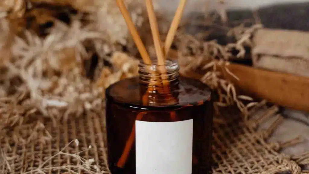 Natale 2024 arredare casa con stile minimalista