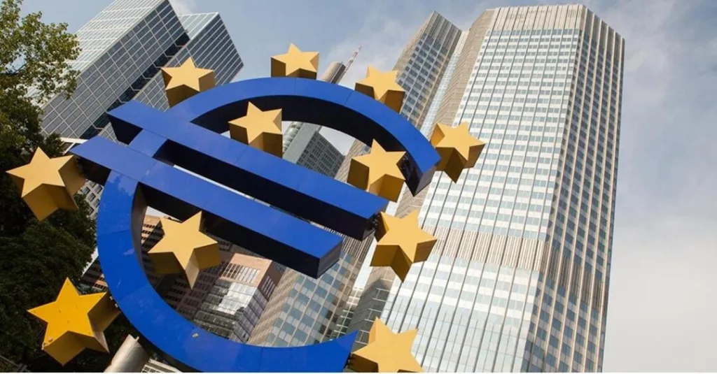 Con il taglio dei tassi dello 0.25% della BCE cosa cambia per noi italiani ? Mutui, prestiti e risparmi: ecco cosa cambia per noi italiani dopo il taglio dei tassi dello 0.25% della BCE.