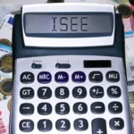 Il calcolo dell'ISEE è un processo complesso che richiede una precisa valutazione dei redditi e del patrimonio del nucleo familiare