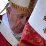 La Sala Stampa della Santa Sede ha appena diffuso il Testamento di Papa Francesco, pronto dal 29 giugno 2022, in uno dei periodi di maggiore sofferenza per il compianto Pontefice.