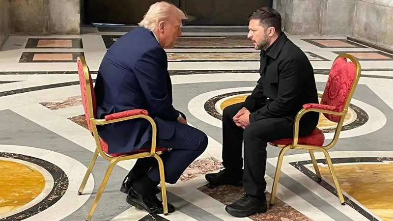 Trump - Zelensky ... E le Altre Foto Che Sono Entrate Nella Storia.