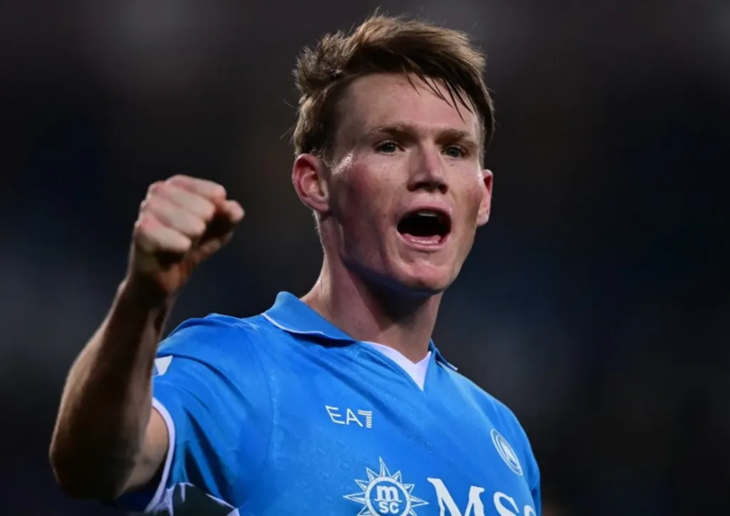 Napoli, Le Mani sullo Scudetto: la Vittoria sul Torino ed il Crollo dell'Inter Spianano la Strada