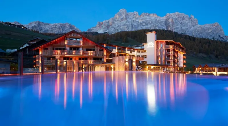 Dolomiti Wellness Hotel Fanes e Faloria Mountain Spa Resort