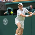 Jannik Sinner vince Wimbledon: battuto Alcaraz in quattro set