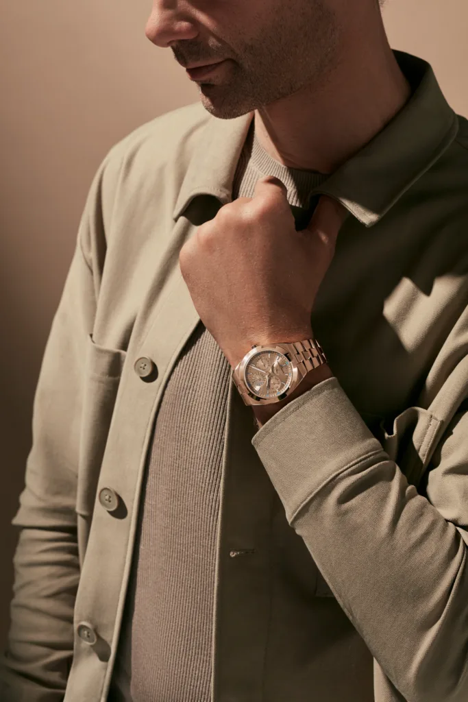 Overseas Perpetual Calendar Ultra-Thin di Vacheron Constantin