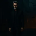 Herrenbekleidung, die Halloween-Stimmung vorwegnimmt