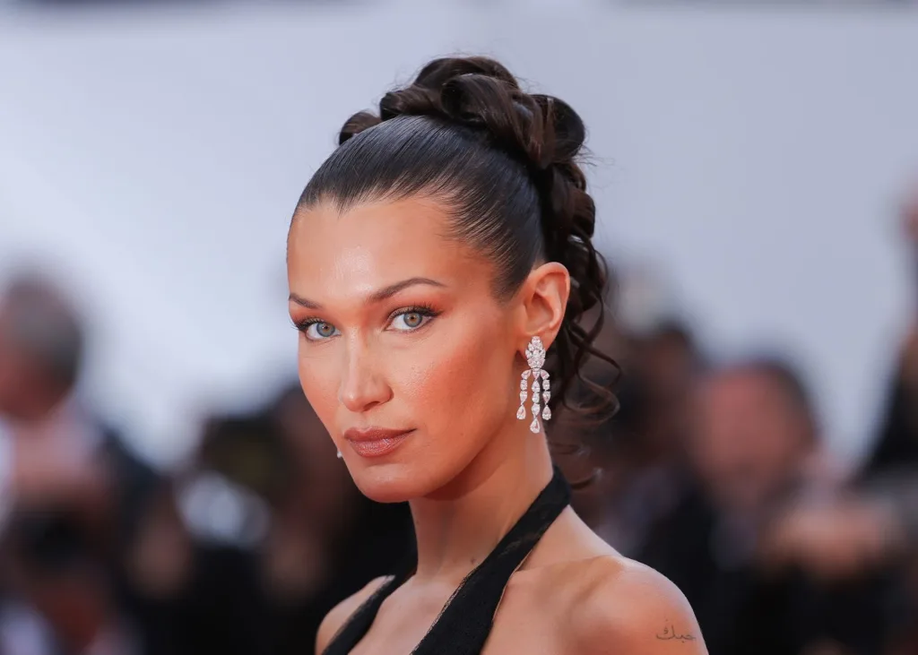 Bella Hadid compie 29 anni