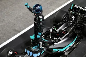 Vittoria per George Russell nel Gp di Singapore, la McLaren Vince il Titolo Costruttori