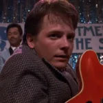 Il 21 ottobre è una data simbolica per tutti gli appassionati di cinema e cultura pop: è il famoso Ritorno al Futuro Day. Questo giorno, legato alla pellicola cult degli anni '80, celebra il momento esatto in cui Marty McFly e Doc Brown arrivano nel futuro nella leggenda del cinema "Ritorno al Futuro – Parte II".