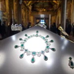 Furto al Museo del Louvre: rubati gioielli di Napoleone, museo chiuso per motivi eccezionali