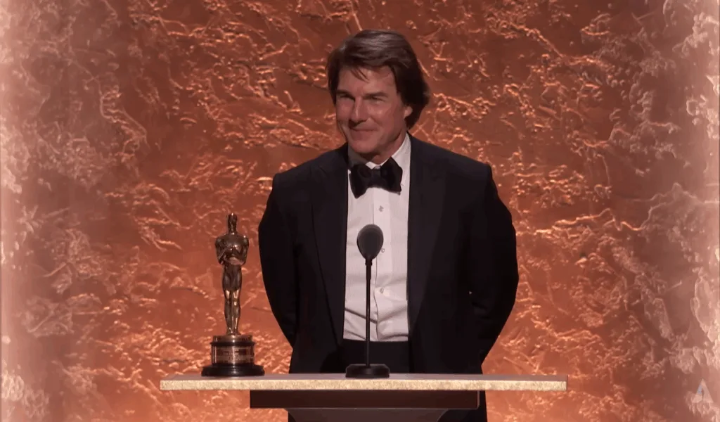Tom Cruise riceve, finalmente, un Oscar