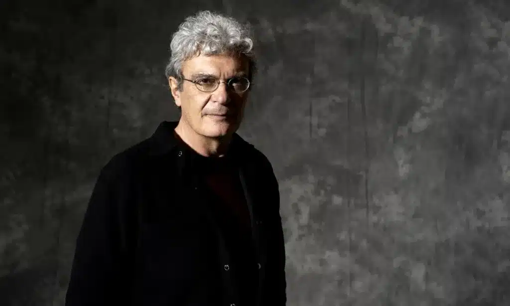 Buon Compleanno al Maestro Mario Martone, il Maestro che Dipinge Napoli e l'Italia con la Luce del Cinema