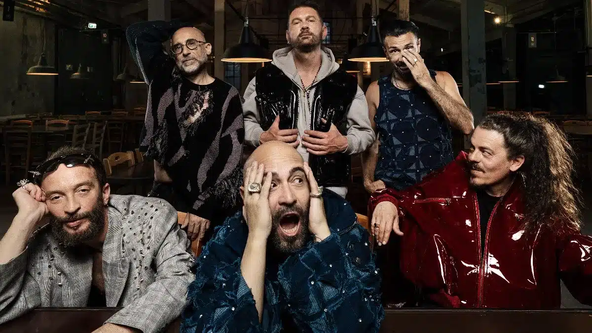 I Negramaro, storica band salentina guidata da Giuliano Sangiorgi, hanno annunciato una pausa dalle scene dopo oltre vent’anni di carriera intensa
