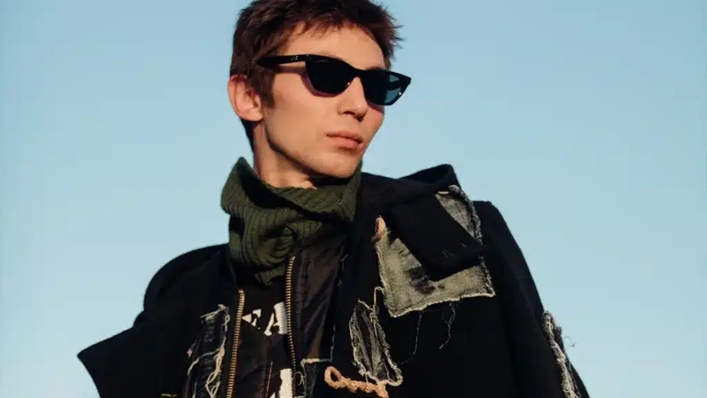 Nel panorama espositivo di Pitti Uomo 109, in programma dal 13 al 16 gennaio 2026 alla Fortezza da Basso di Firenze, la sezione Superstyling si conferma come il laboratorio più audace e visionario della kermesse fiorentina