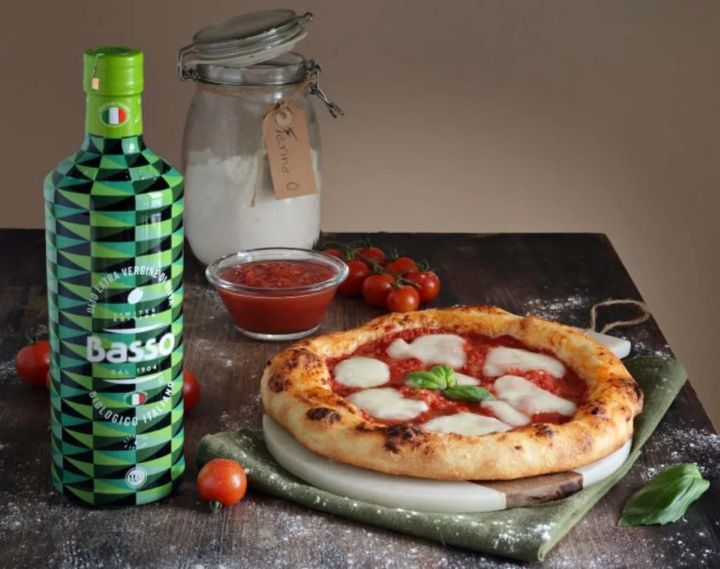 Olio Basso e Gino Sorbillo uniscono forze per celebrare l'eccellenza made in Italy. Un progetto campano che eleva olio extravergine e pizza a simboli di tradizione e innovazione.