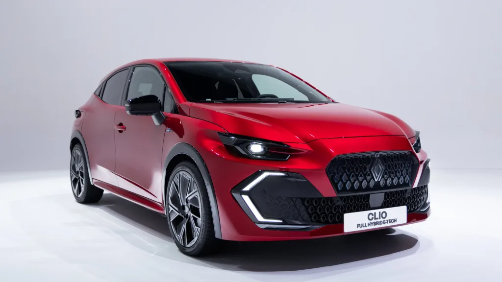 Nuova Renault Clio 2026, la sesta generazione che ridefinisce il segmento B