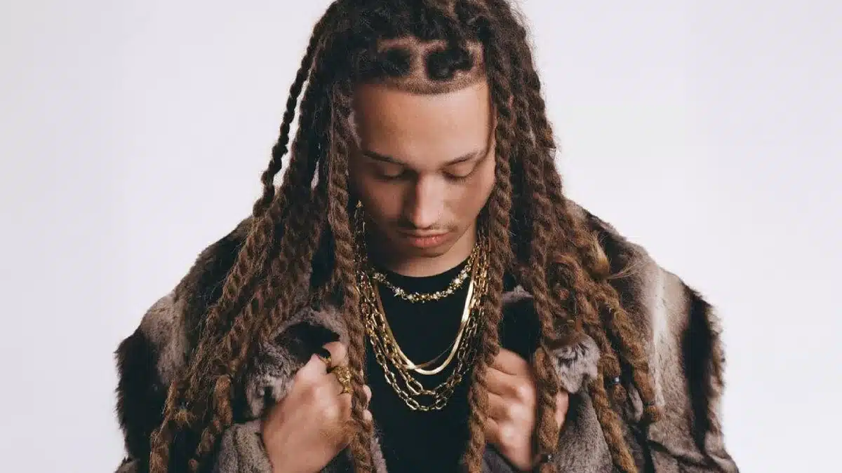 Sayf, nome d’arte di Adam Sayf Viacava, rappresenta una delle voci più interessanti della nuova scena urban italiana.