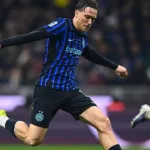 San Siro vive una serata intensa, carica di tensione, colpi di scena e giocate decisive. Inter-Juventus finisce 3-2 al termine di una partita aperta, veloce e combattuta fino all’ultimo secondo.