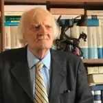 Bruno Contrada, ex alto dirigente della Polizia di Stato e figura chiave del SISDE durante la guerra di mafia a Palermo, è morto ieri sera a Palermo all'età di 94 anni.