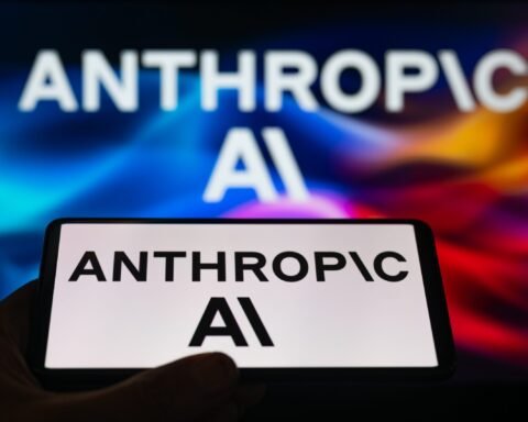 Con un round record da 65 miliardi di dollari, Anthropic supera OpenAI e si posiziona come la startup più preziosa al mondo. Analizziamo l'impatto economico, professionale e sociale di questa svolta epocale per il professionista moderno