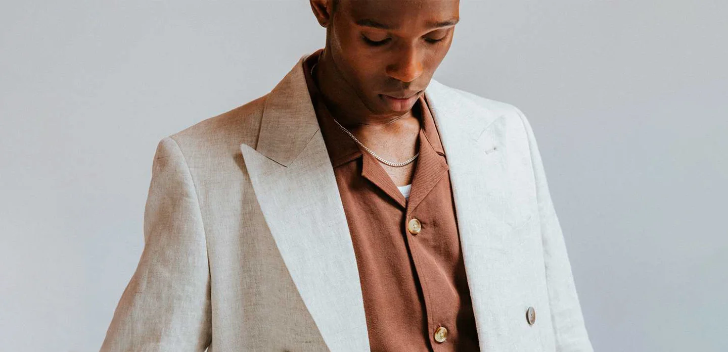 C'è un modo preciso in cui Wax London intende la moda maschile: vestiti con carattere, costruiti per essere indossati e reinossati.